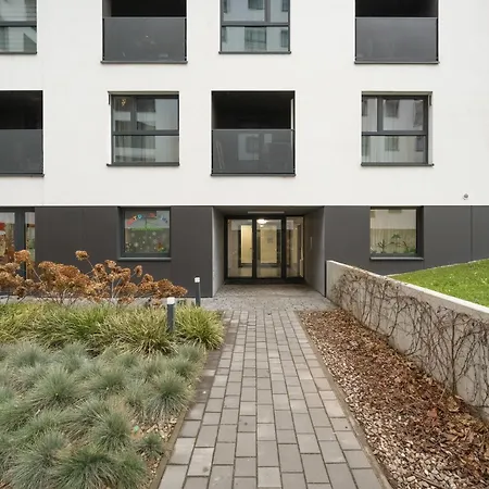 Gwiazdzista Elegant For 6 Guests With Balcony & Parking By Renters Appartamento