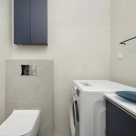 Apartmán Gwiazdzista Elegant For 6 Guests With Balcony & Parking By Renters *