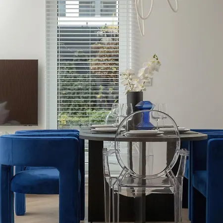 Gwiazdzista Elegant For 6 Guests With Balcony & Parking By Renters * Vratislav