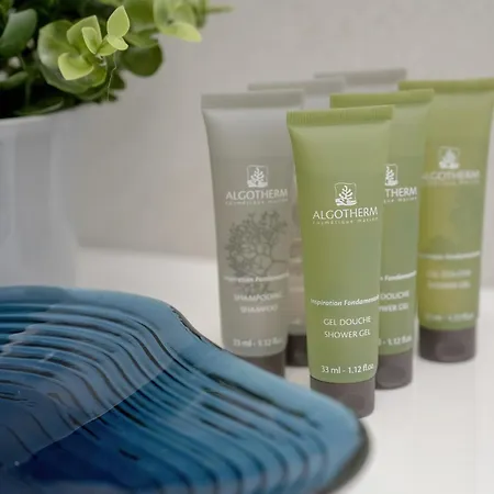 Gwiazdzista Elegant For 6 Guests With Balcony & Parking By Renters Apartmán *