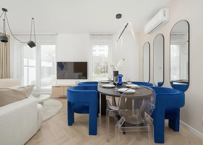 Gwiazdzista Elegant For 6 Guests With Balcony & Parking By Renters