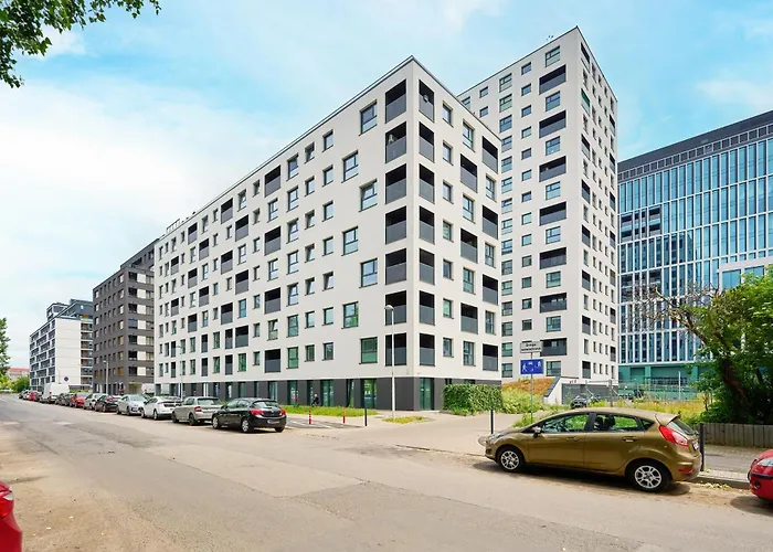 Apartman Gwiazdzista Elegant For 6 Guests With Balcony & Parking By Renters