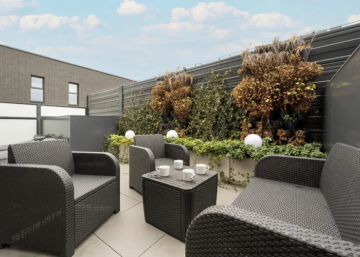 Gwiazdzista Elegant For 6 Guests With Balcony & Parking By Renters Apartman Wrocław