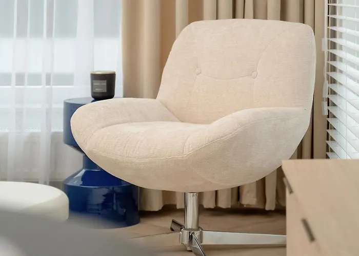 Gwiazdzista Elegant For 6 Guests With Balcony & Parking By Renters Apartman Wrocław