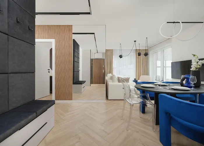 Gwiazdzista Elegant For 6 Guests With Balcony & Parking By Renters Apartman *