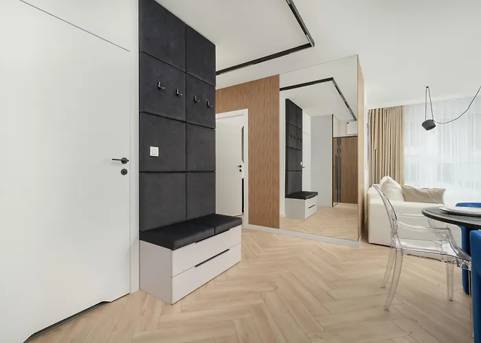 Apartman Gwiazdzista Elegant For 6 Guests With Balcony & Parking By Renters Wrocław