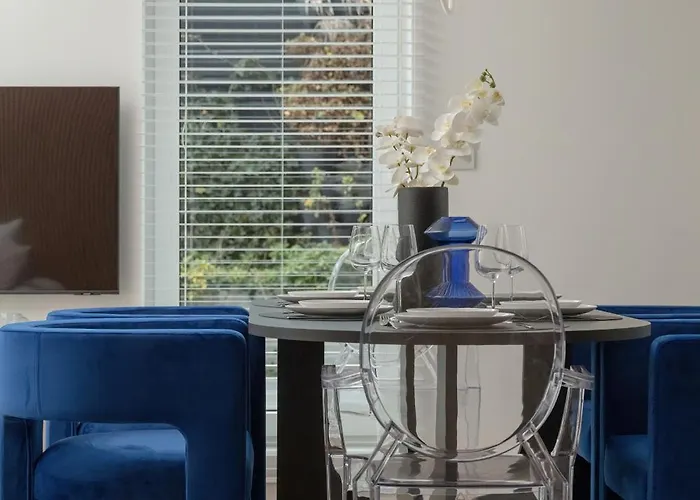 Gwiazdzista Elegant For 6 Guests With Balcony & Parking By Renters * Wrocław